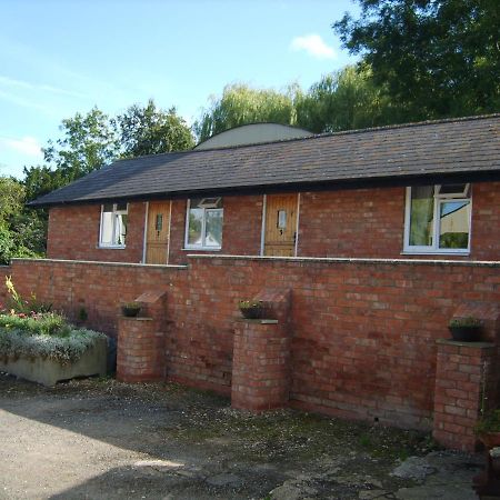 Church Farm Stratford-upon-Avon Buitenkant foto