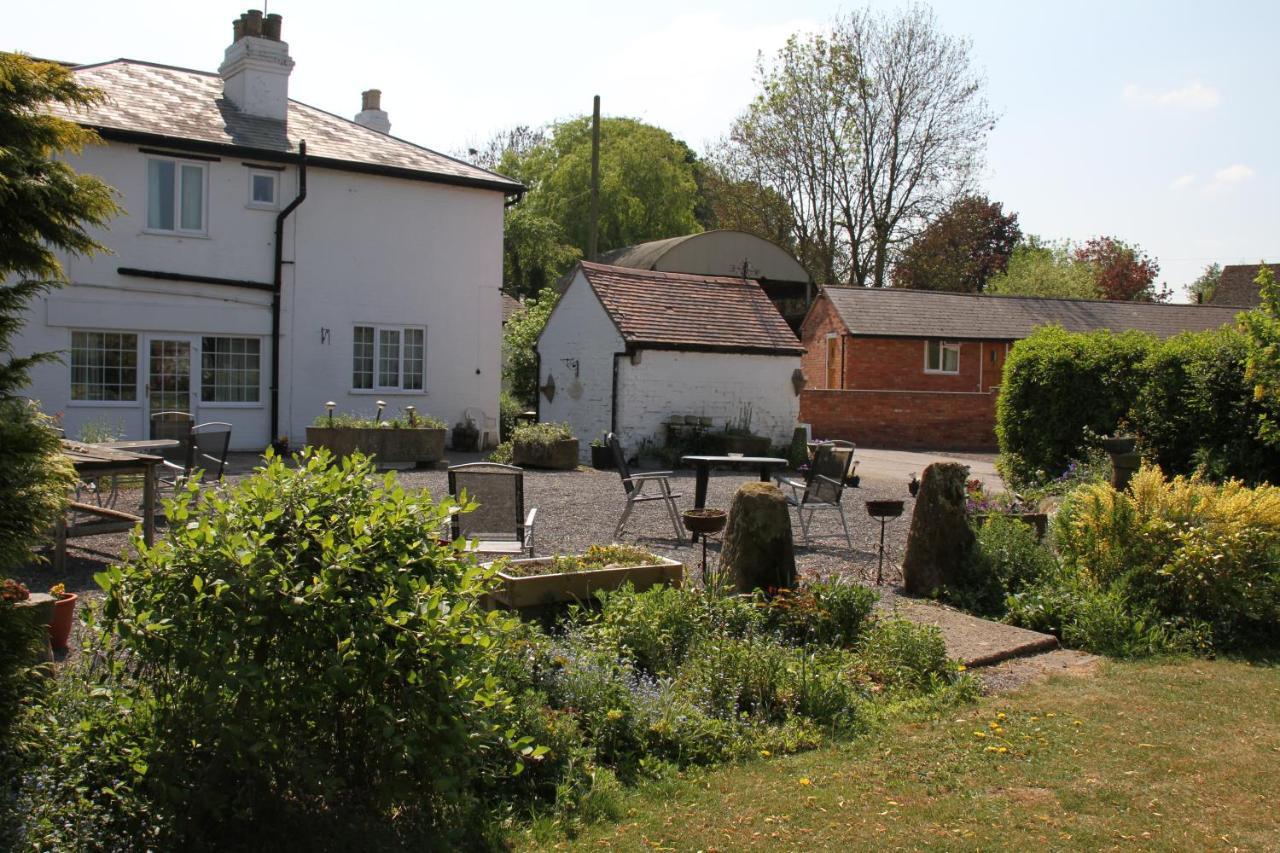 Church Farm Stratford-upon-Avon Buitenkant foto